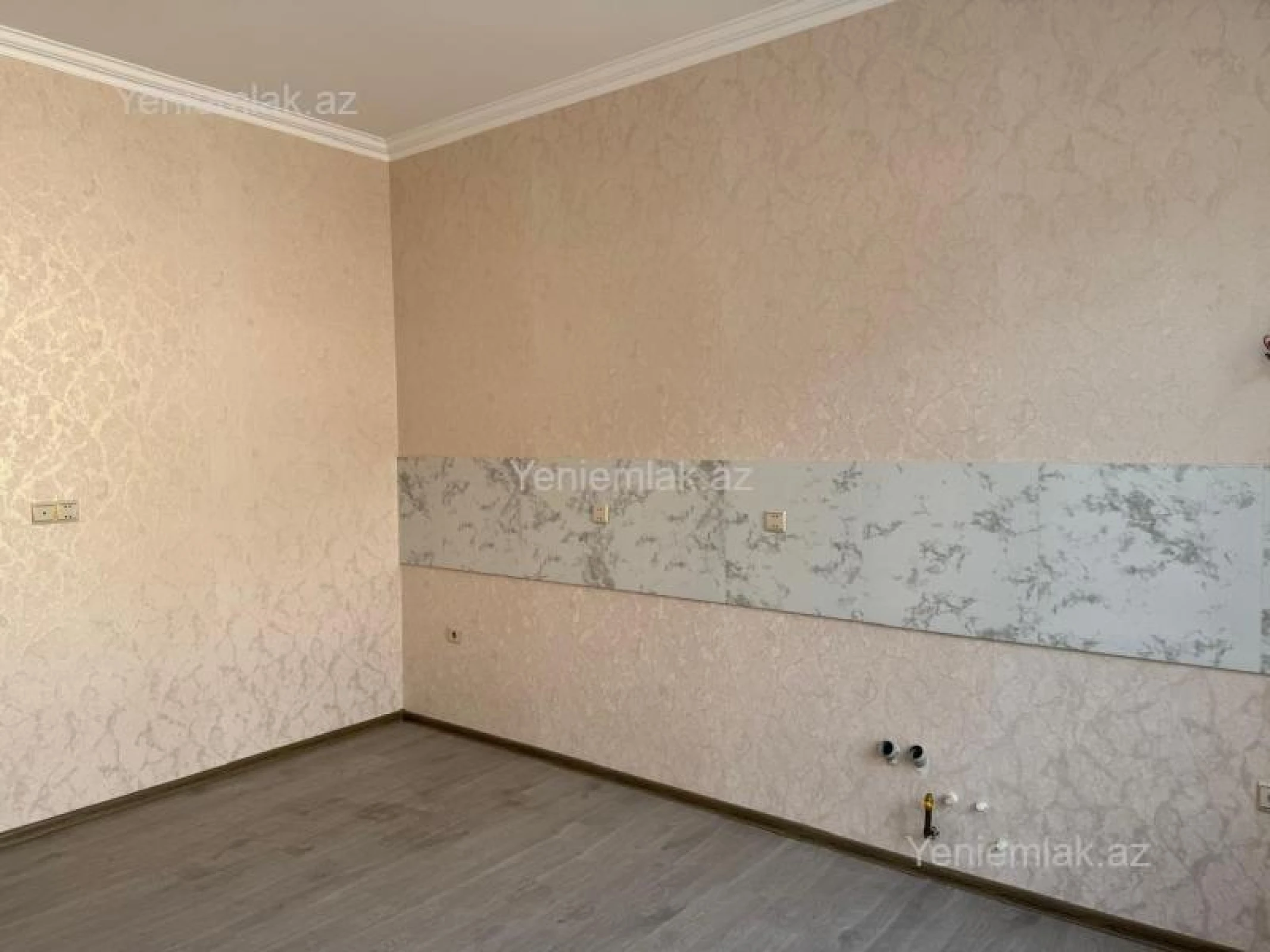 Satılır 4 otaqlı həyət evi 170 m²