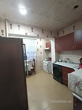 Satılır 3 otaqlı köhnə tikili 80 m²
