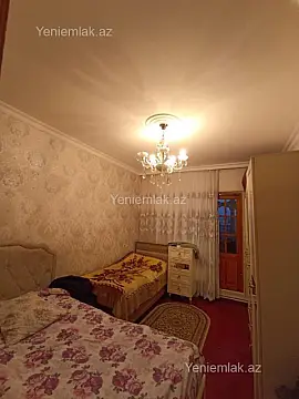 Satılır 3 otaqlı köhnə tikili 80 m²