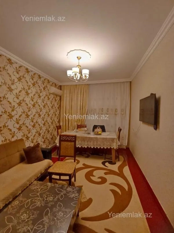 Satılır 3 otaqlı köhnə tikili 80 m²