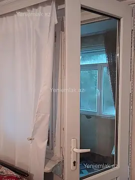 Satılır 1 otaqlı köhnə tikili 30 m²