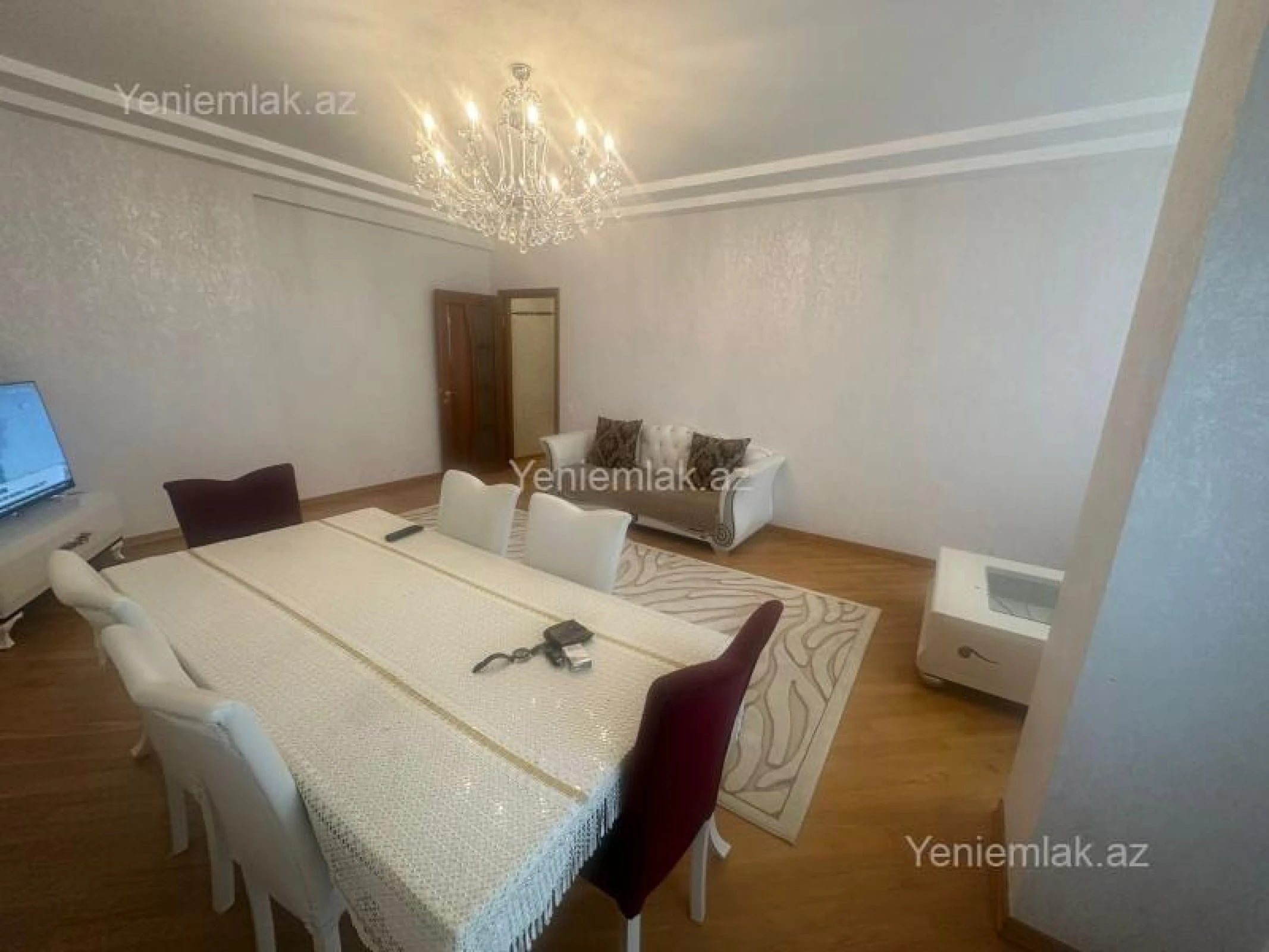 Satılır 4 otaqlı yeni tikili 152 m²
