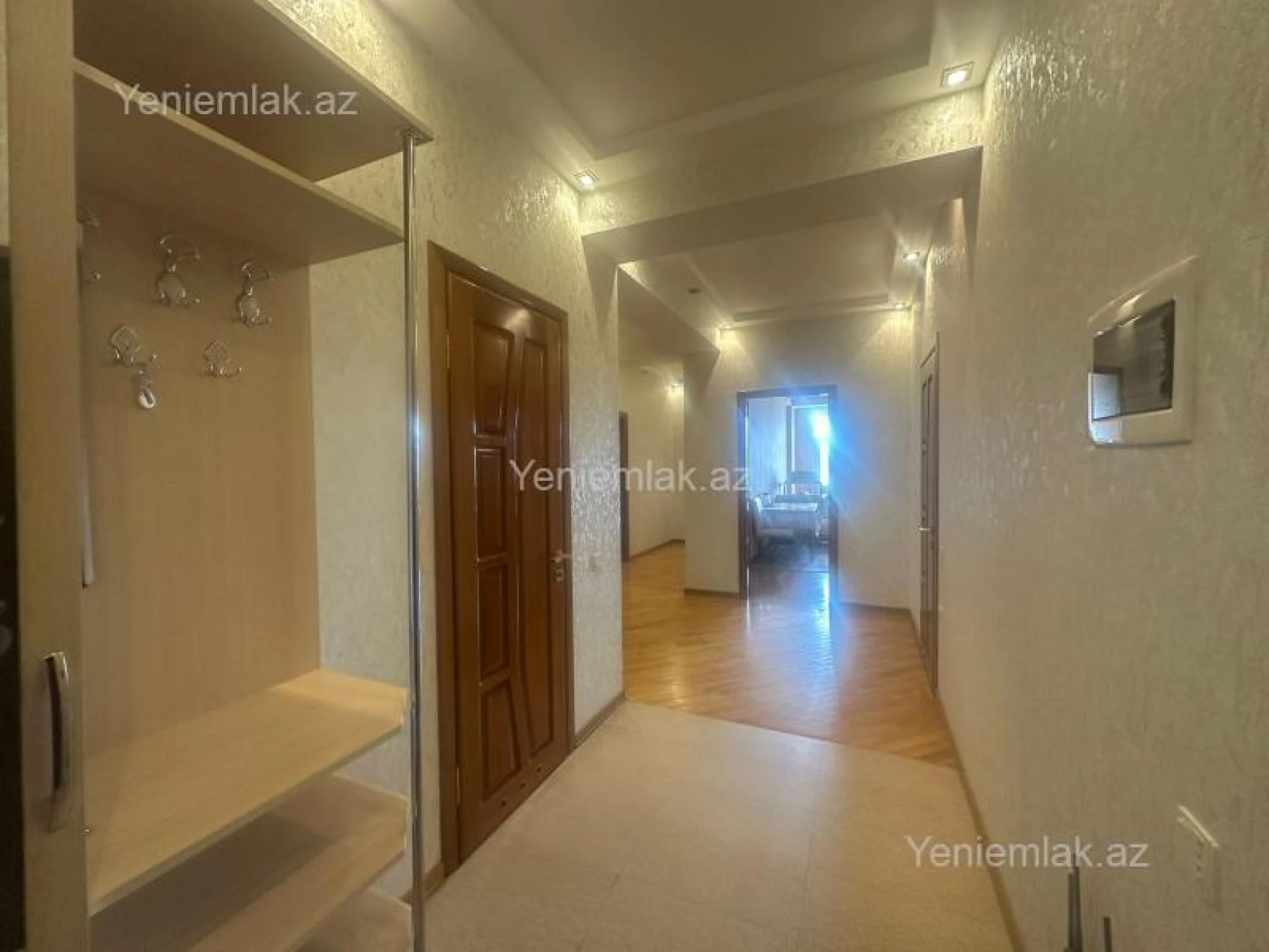 Satılır 4 otaqlı yeni tikili 152 m²