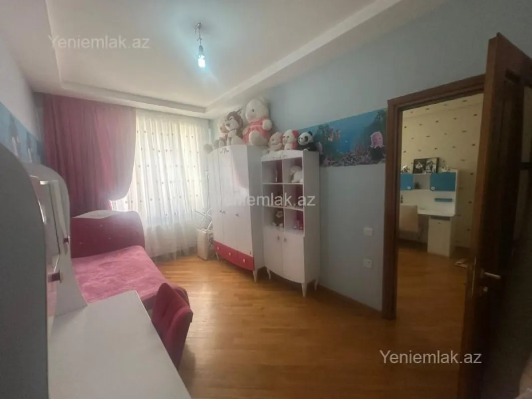 Satılır 4 otaqlı yeni tikili 152 m²