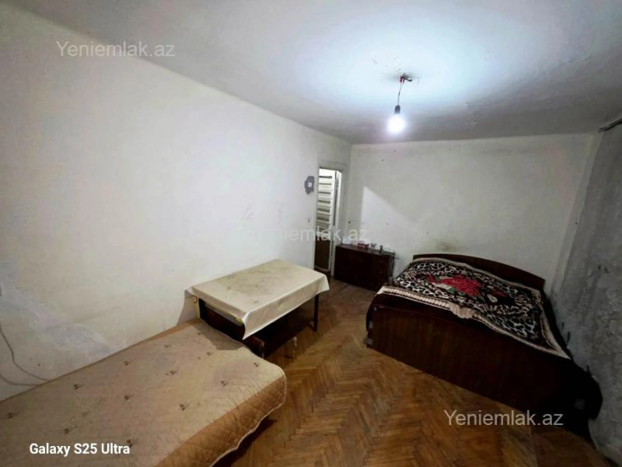Satılır 1 otaqlı köhnə tikili 35 m²