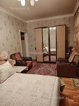 Satılır 2 otaqlı köhnə tikili 55 m²