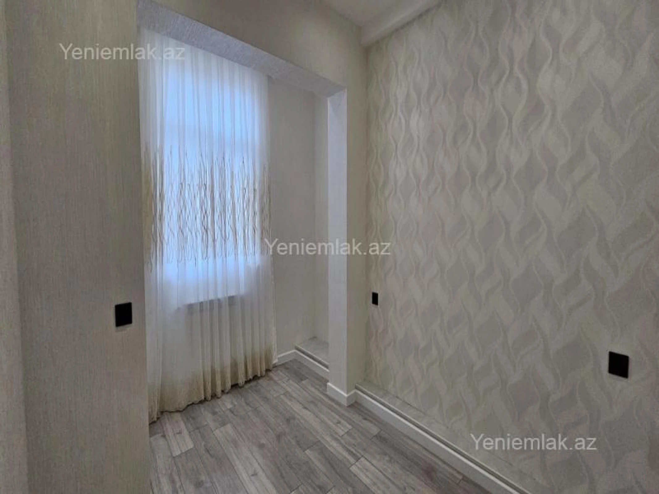 Satılır 3 otaqlı köhnə tikili 75 m²