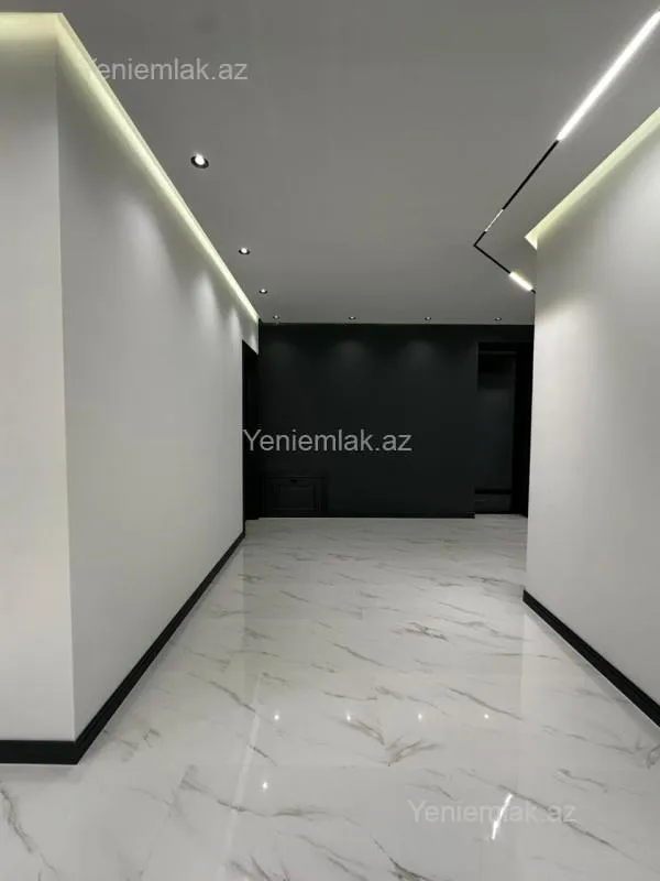 Satılır 5 otaqlı həyət evi 250 m²