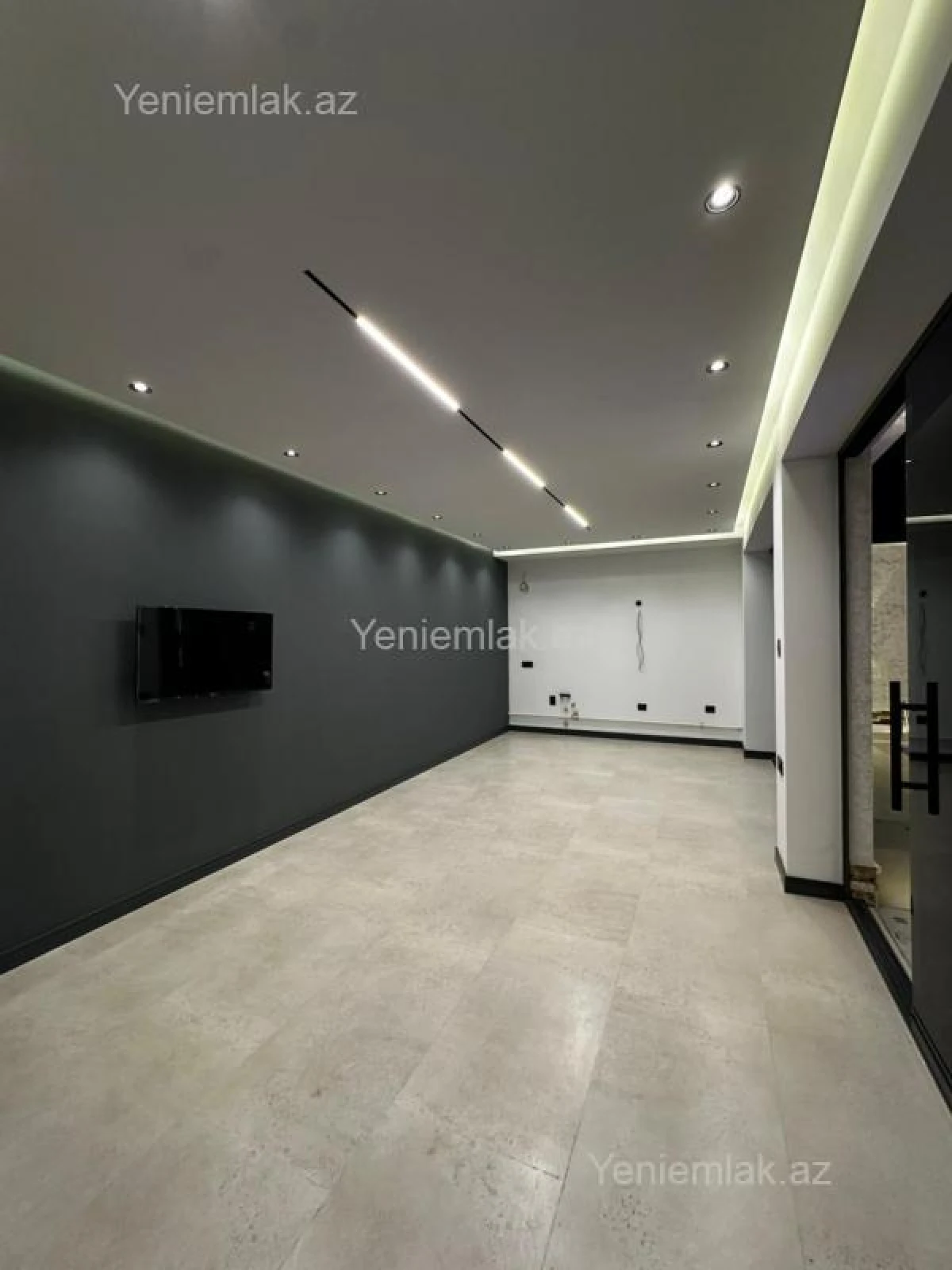 Satılır 5 otaqlı həyət evi 250 m²