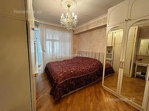 Satılır 3 otaqlı köhnə tikili 75 m²