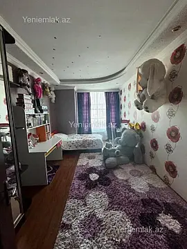 Satılır 4 otaqlı yeni tikili 200 m²