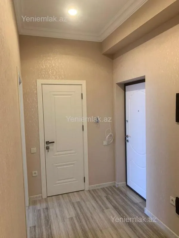 Satılır 2 otaqlı yeni tikili 71 m²