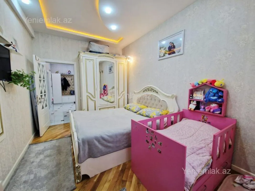 Satılır 2 otaqlı yeni tikili 71 m²