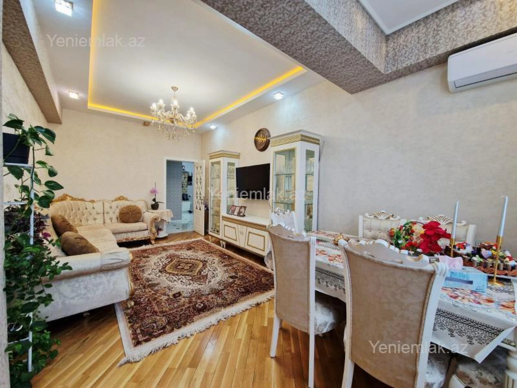 Satılır 2 otaqlı yeni tikili 71 m²