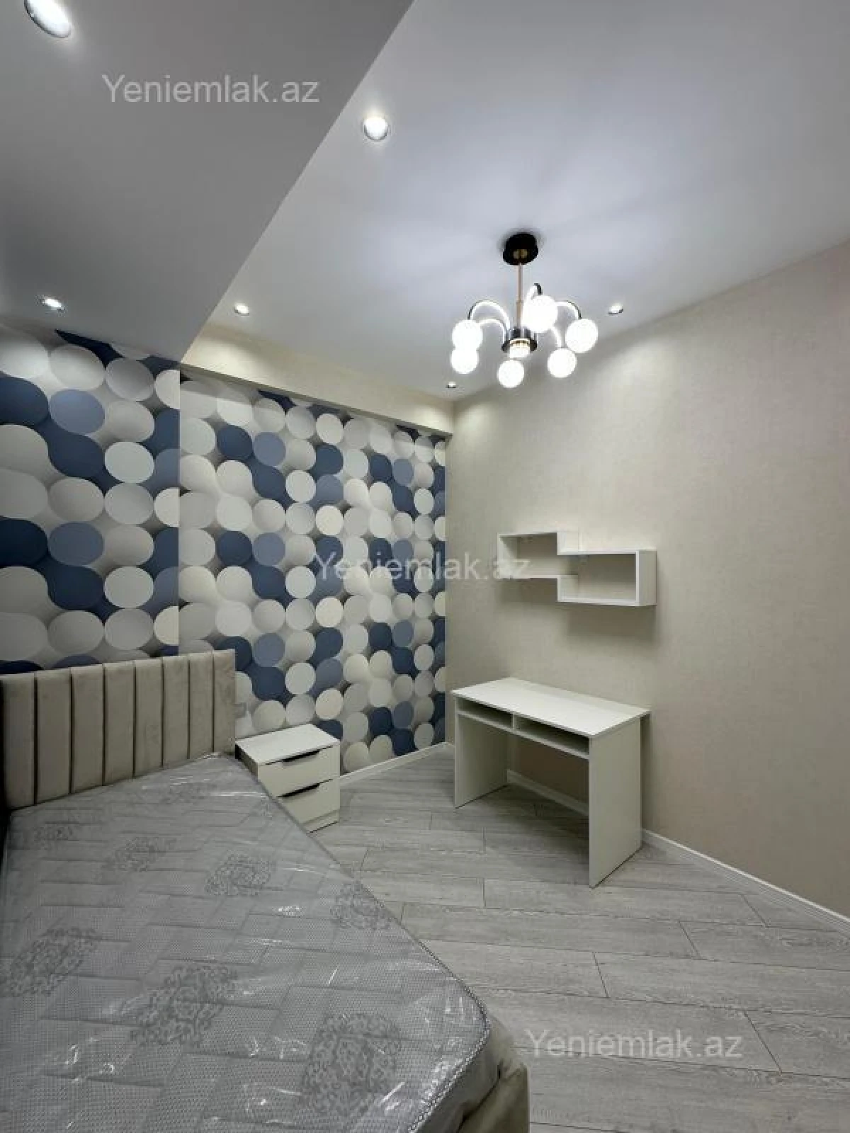 Satılır 3 otaqlı yeni tikili 68 m²