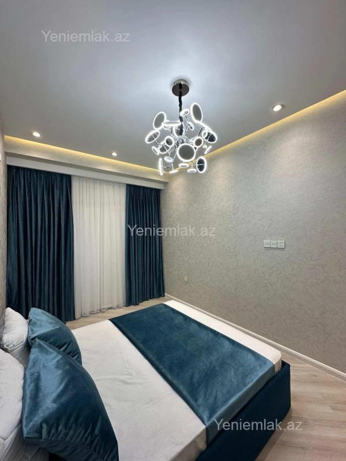 Satılır 2 otaqlı yeni tikili 55 m²