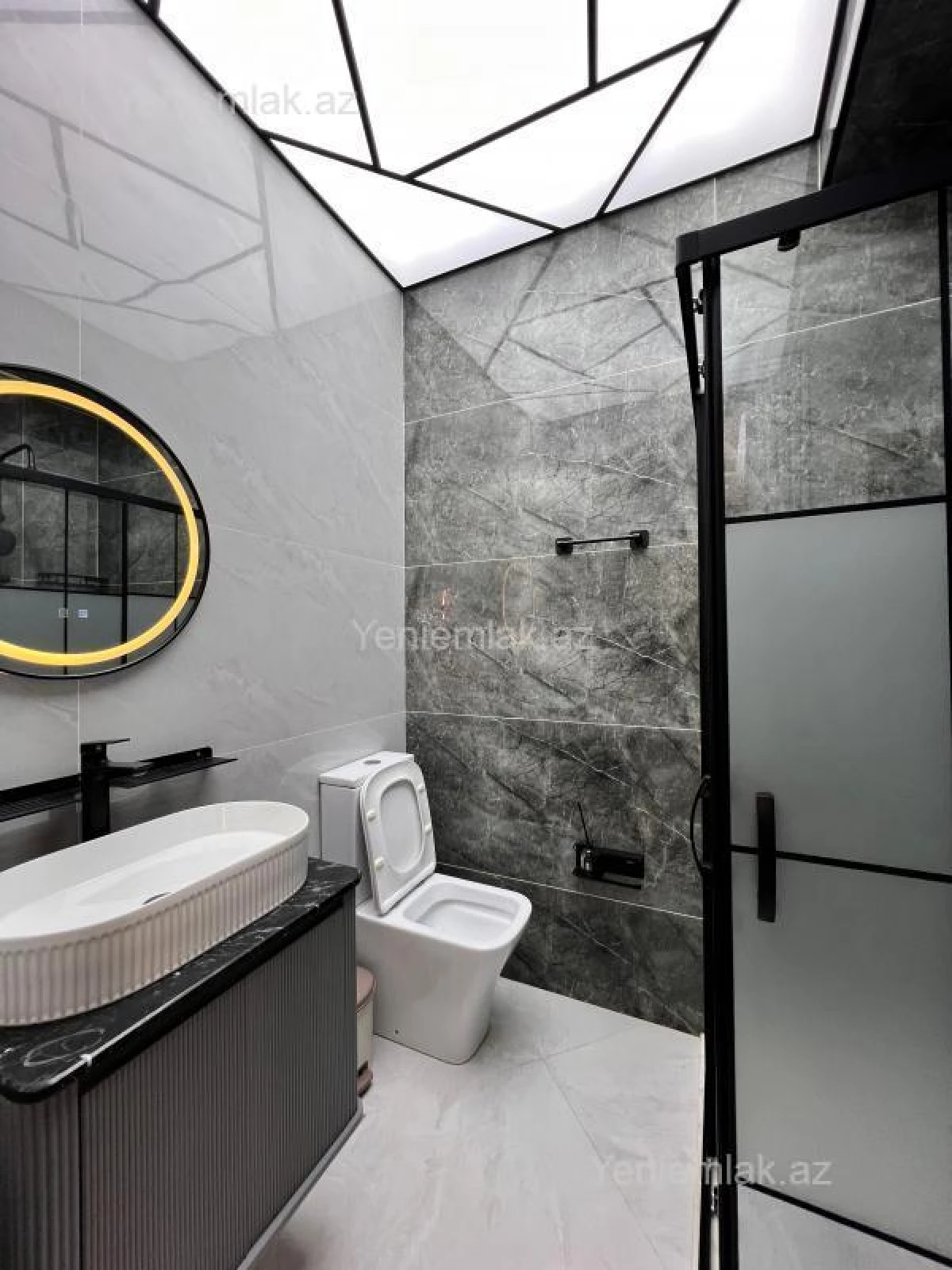 Satılır 2 otaqlı yeni tikili 55 m²