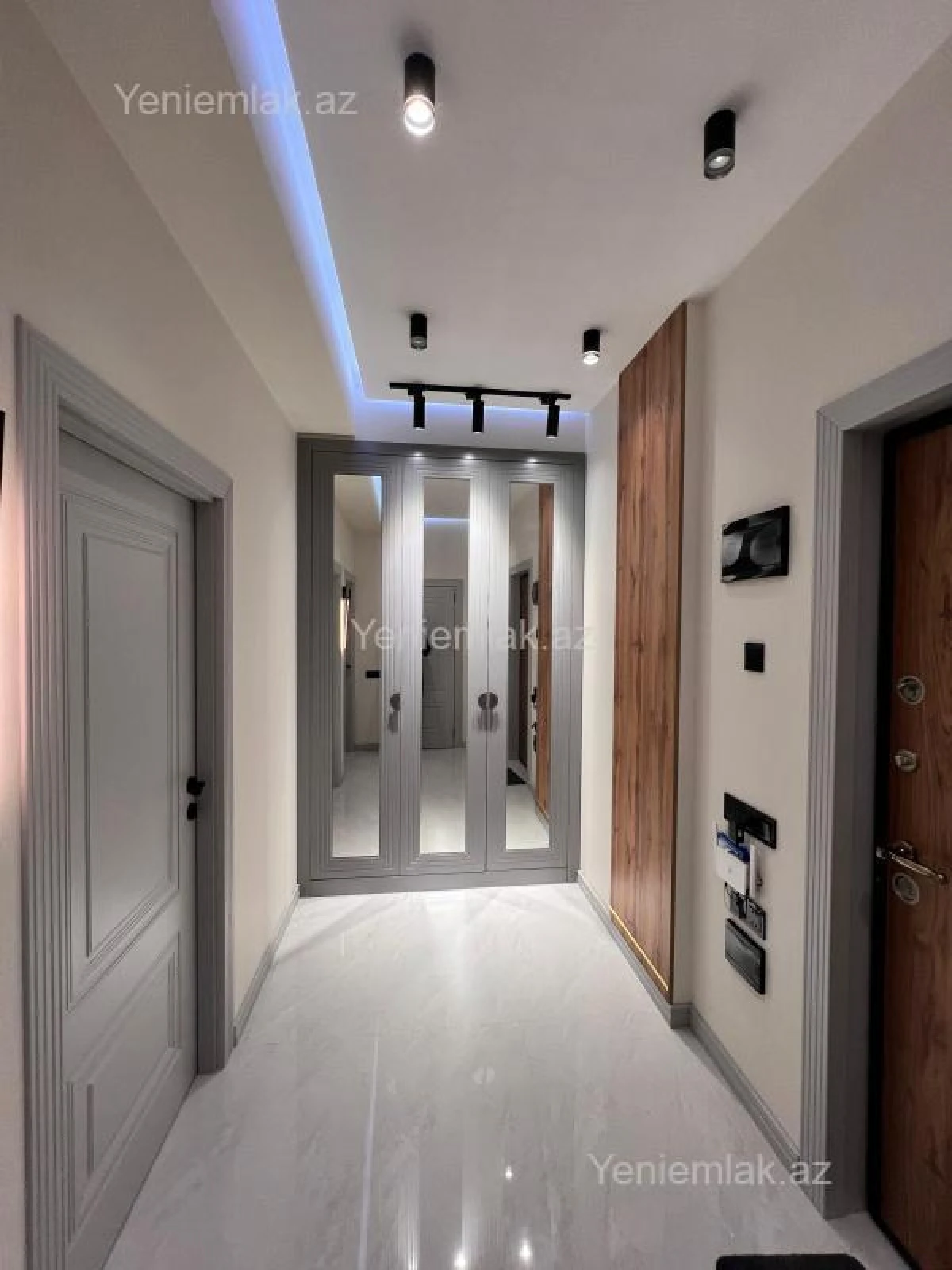 Satılır 2 otaqlı yeni tikili 55 m²