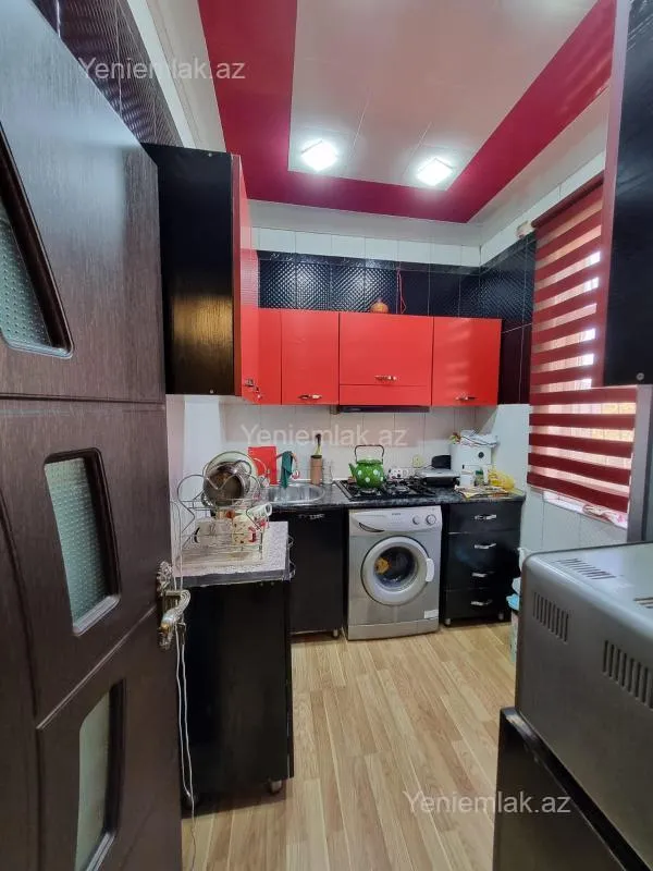 Satılır 2 otaqlı köhnə tikili 50 m²