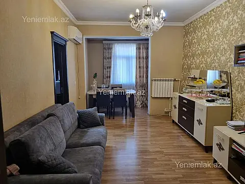 Satılır 2 otaqlı köhnə tikili 50 m²