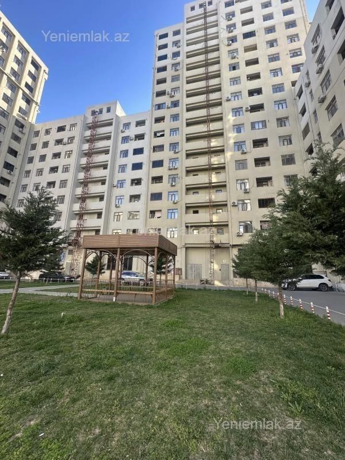 Satılır 3 otaqlı yeni tikili 100 m²