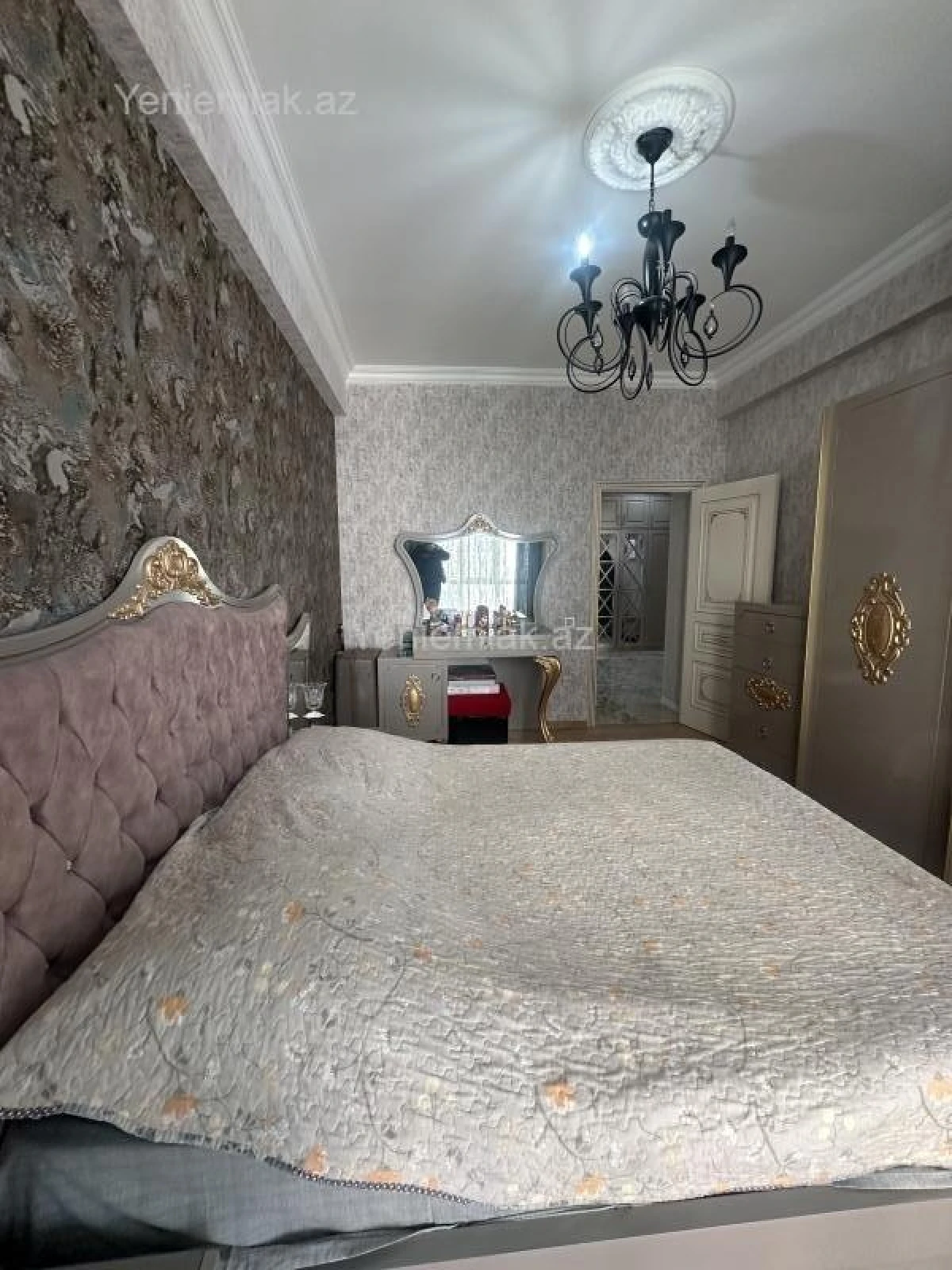 Satılır 3 otaqlı yeni tikili 100 m²