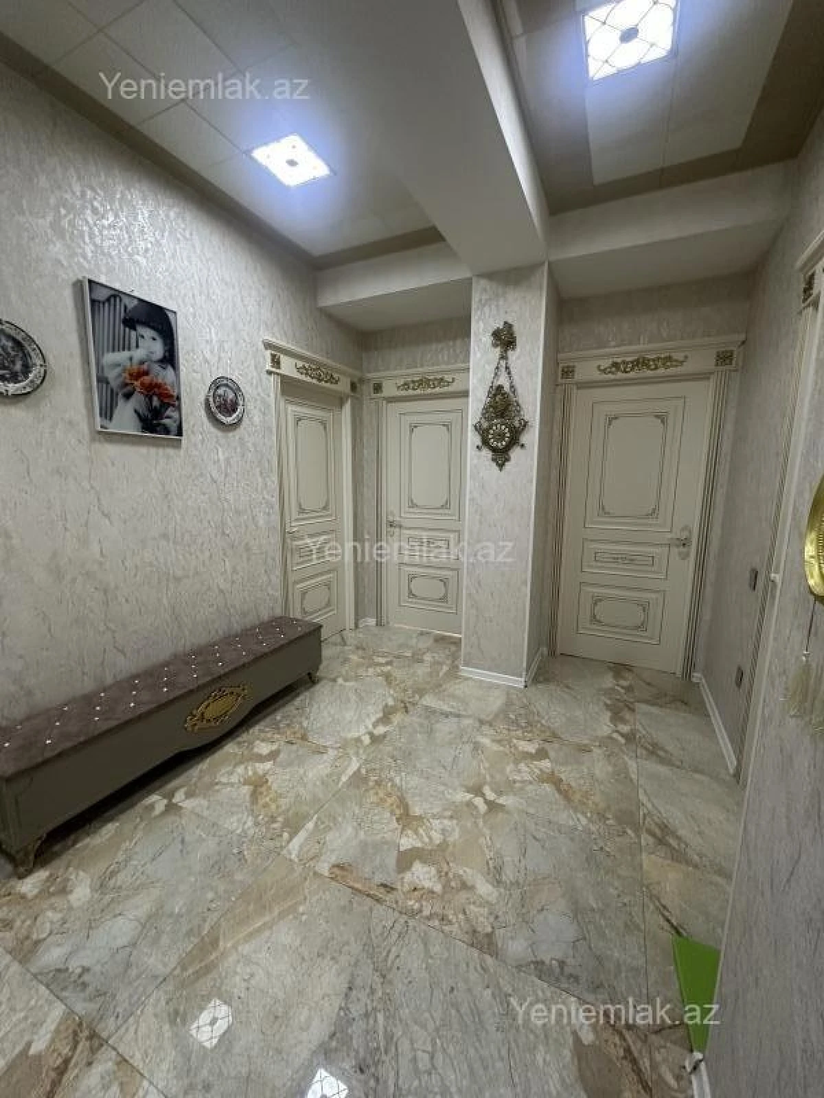 Satılır 3 otaqlı yeni tikili 100 m²