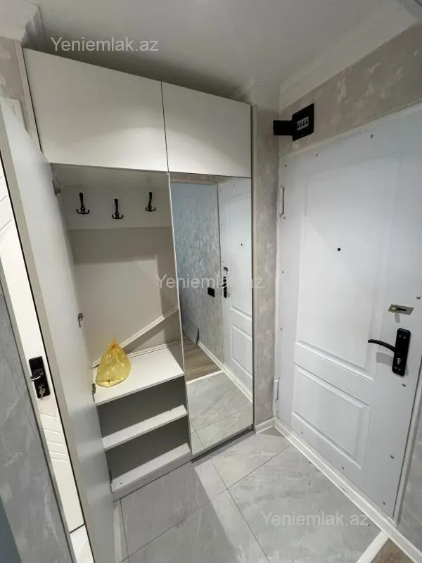 Satılır 2 otaqlı köhnə tikili 40 m²