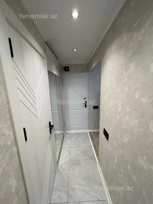 Satılır 2 otaqlı köhnə tikili 40 m²