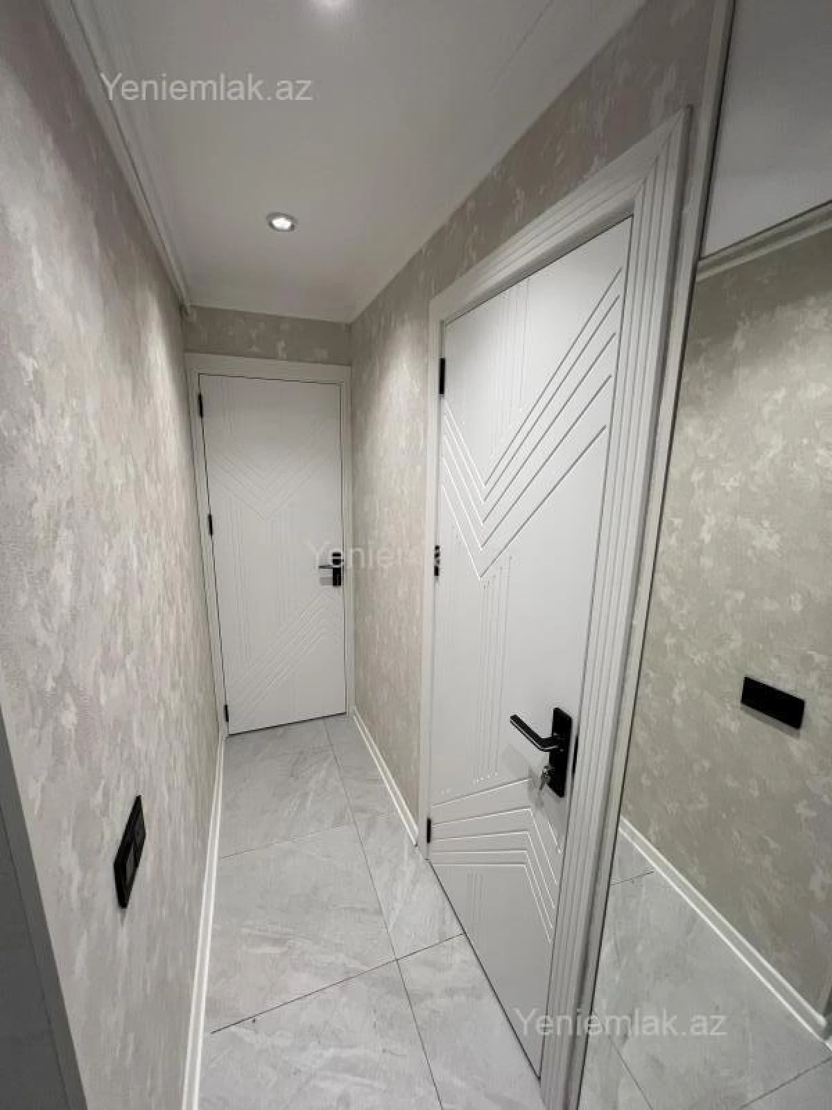 Satılır 2 otaqlı köhnə tikili 40 m²