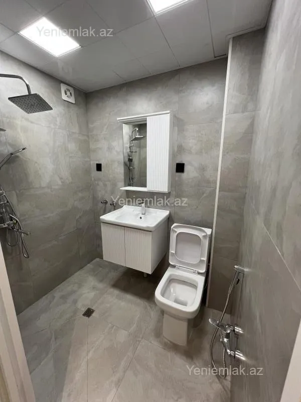 Satılır 2 otaqlı köhnə tikili 40 m²