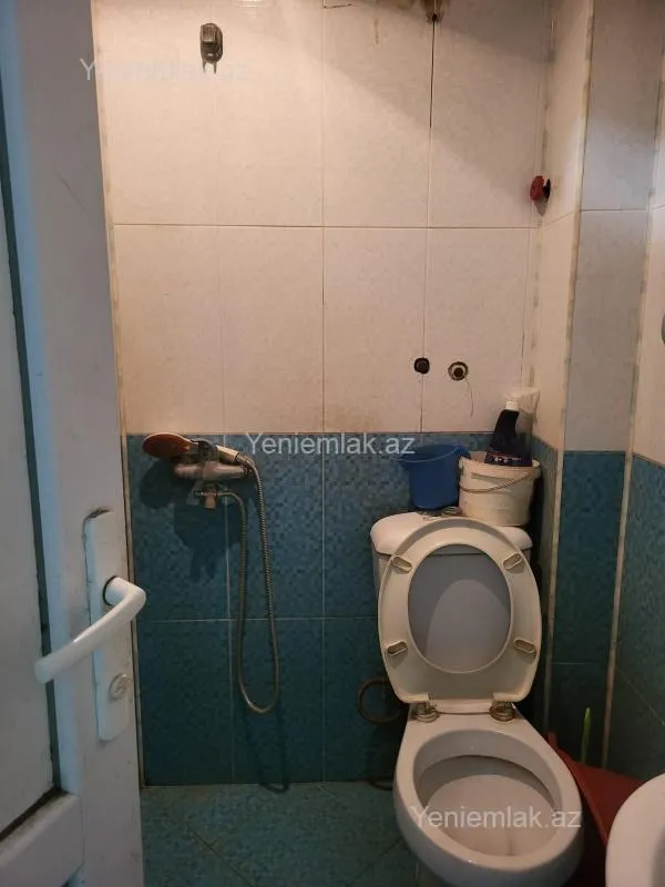 Satılır 1 otaqlı köhnə tikili 35 m²