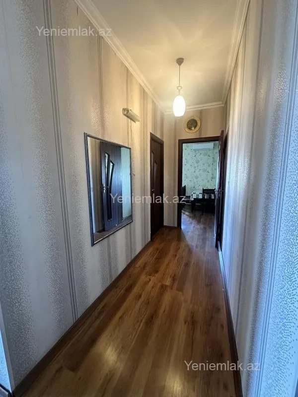 Satılır 2 otaqlı köhnə tikili 60 m²
