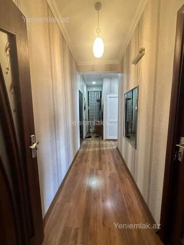Satılır 2 otaqlı köhnə tikili 60 m²