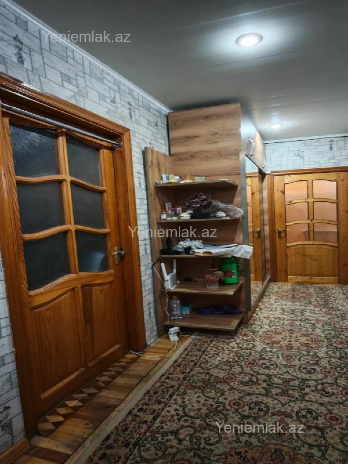 Satılır 2 otaqlı köhnə tikili 60 m²