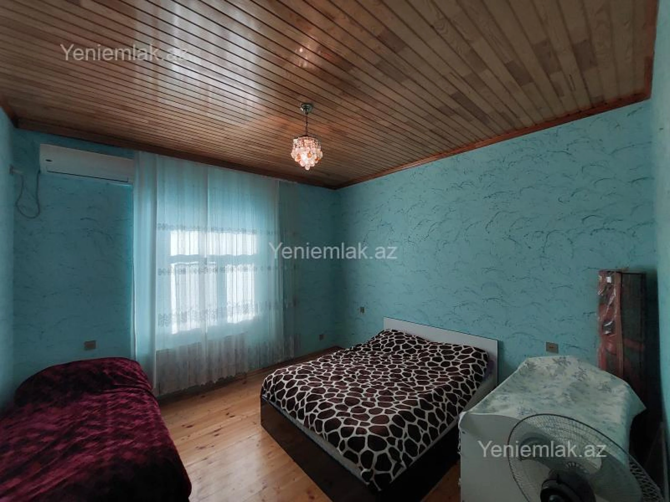 Satılır 6 otaqlı həyət evi 276 m²
