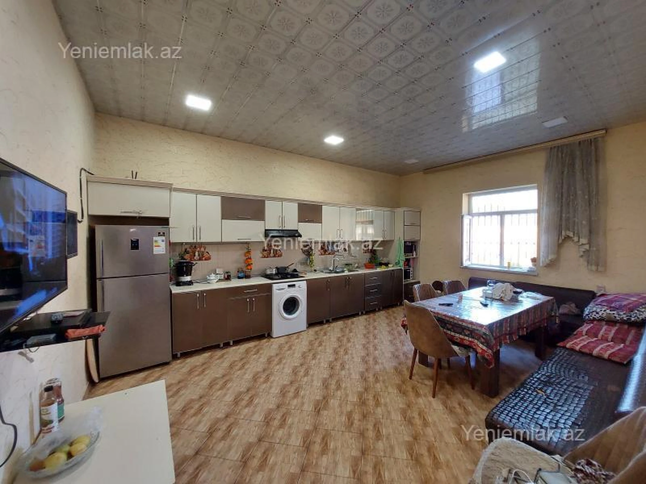 Satılır 6 otaqlı həyət evi 276 m²