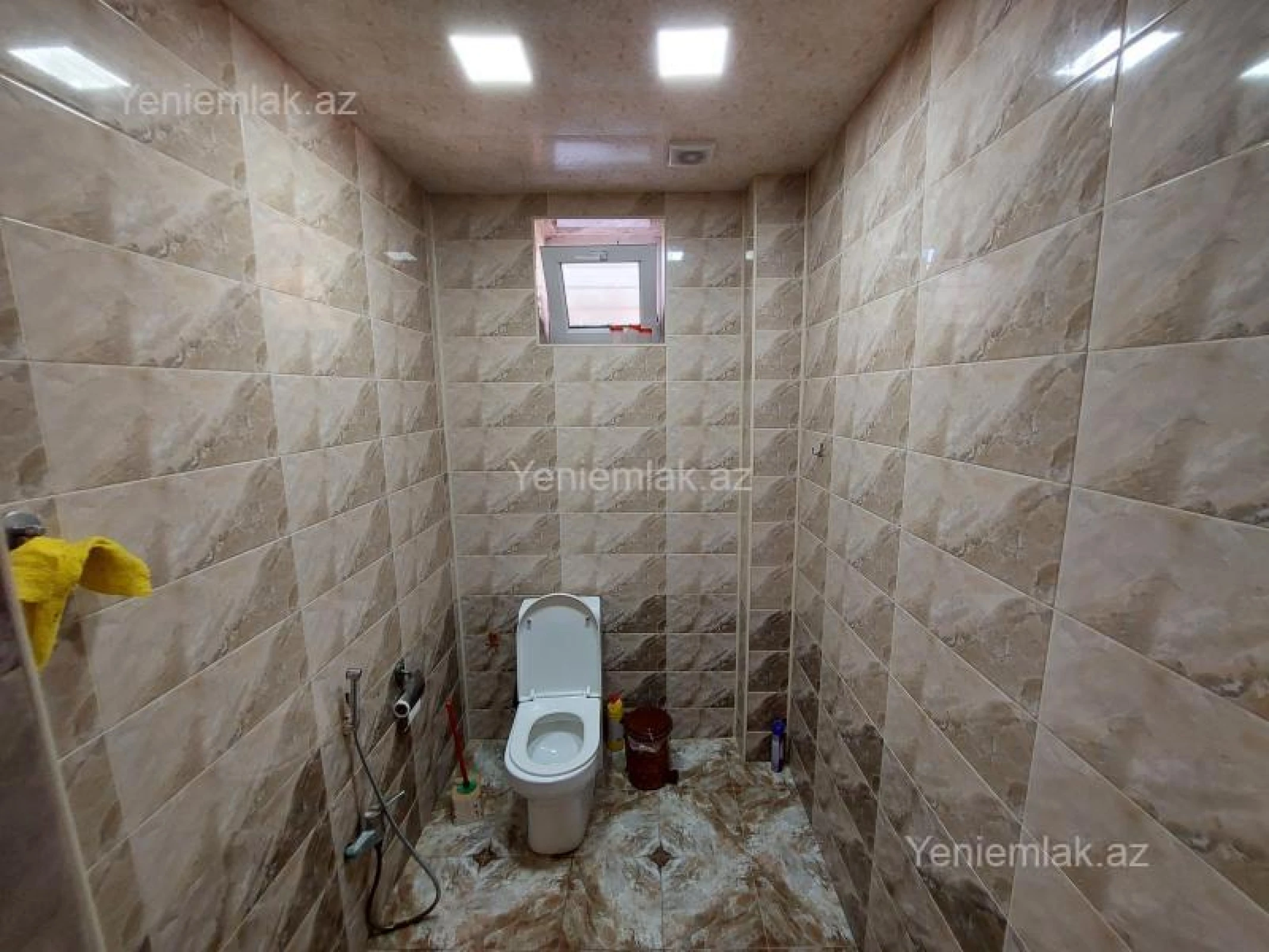 Satılır 6 otaqlı həyət evi 276 m²
