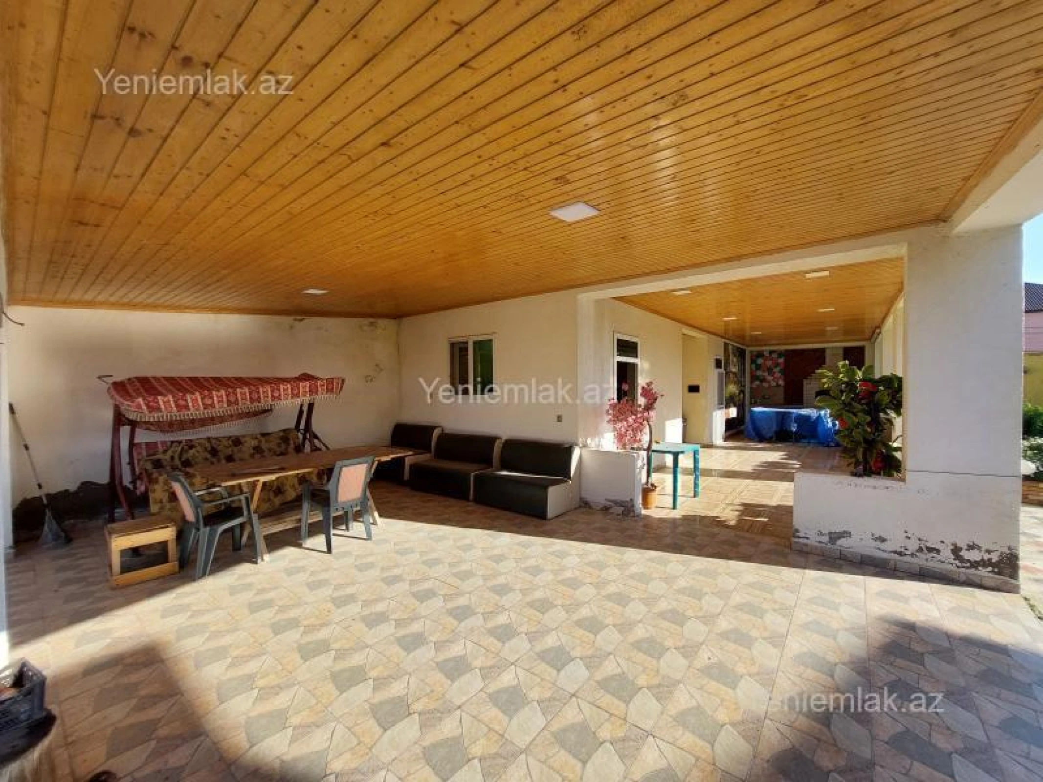 Satılır 6 otaqlı həyət evi 276 m²