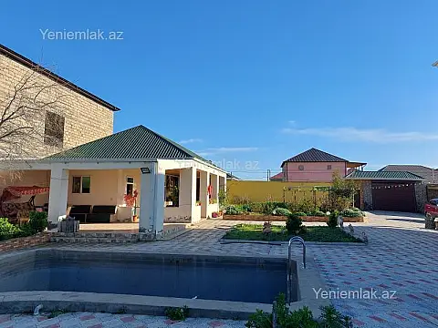 Satılır 6 otaqlı həyət evi 276 m²