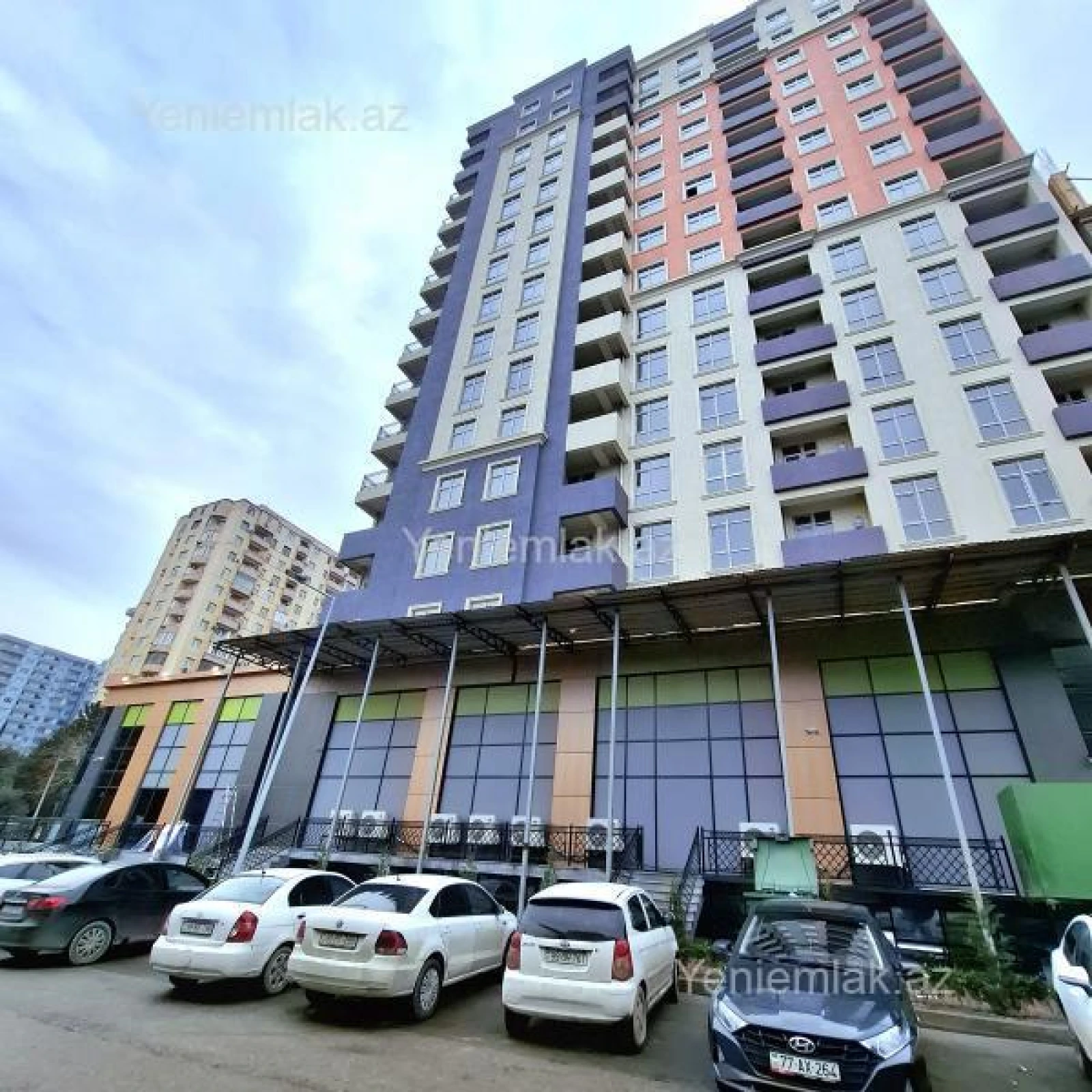 Satılır 2 otaqlı yeni tikili 76.5 m²