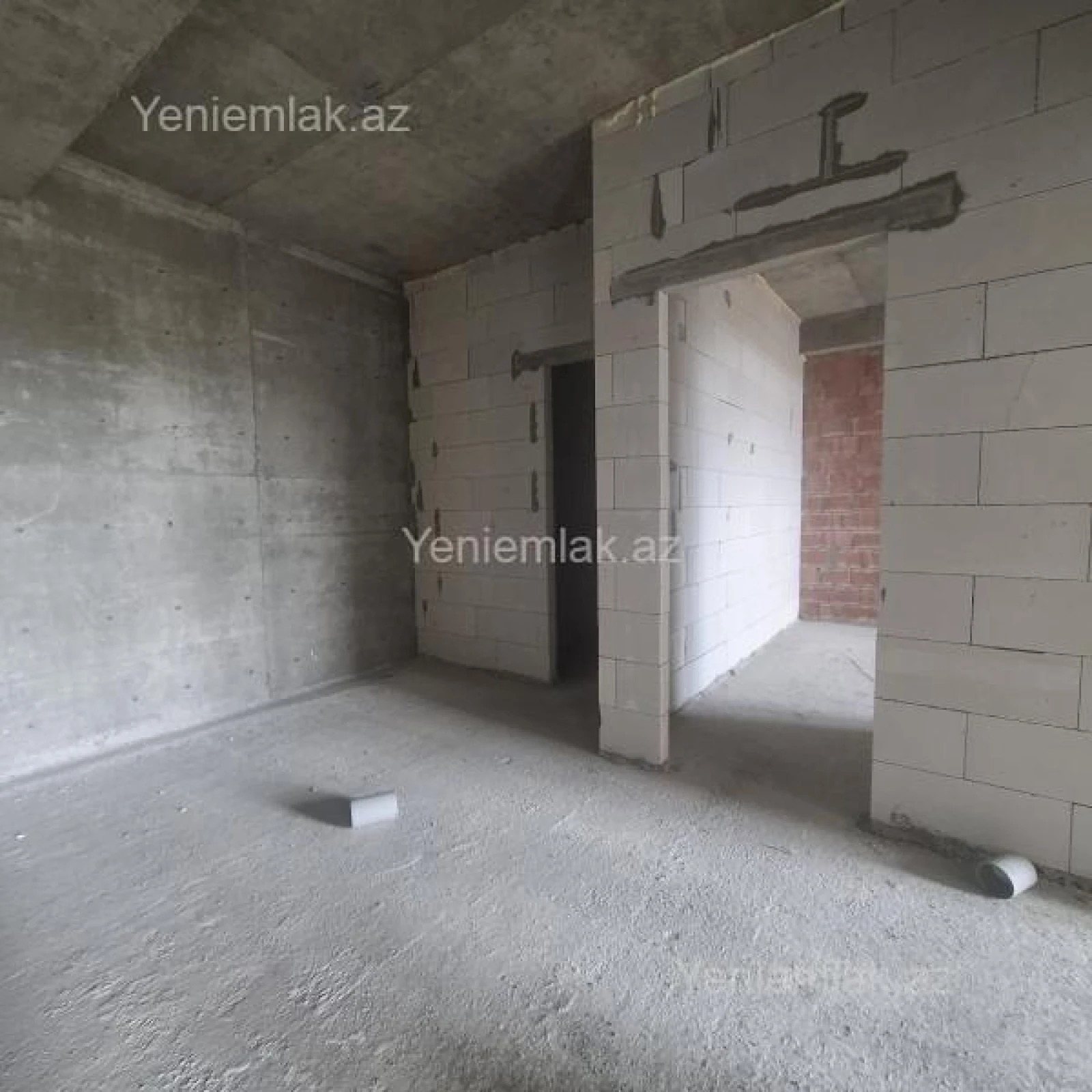 Satılır 2 otaqlı yeni tikili 76.5 m²