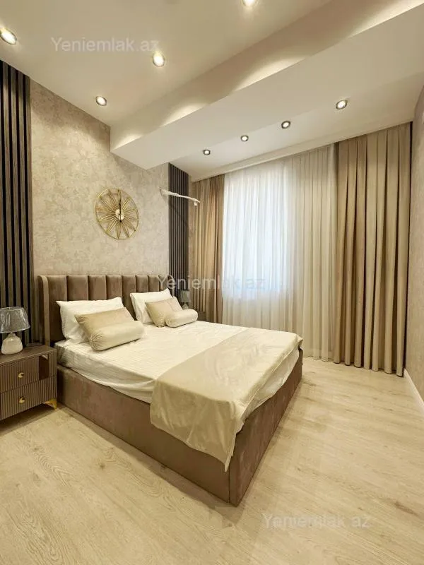 Satılır 3 otaqlı yeni tikili 85 m²