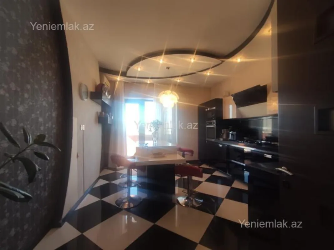 Satılır 4 otaqlı yeni tikili 178 m²