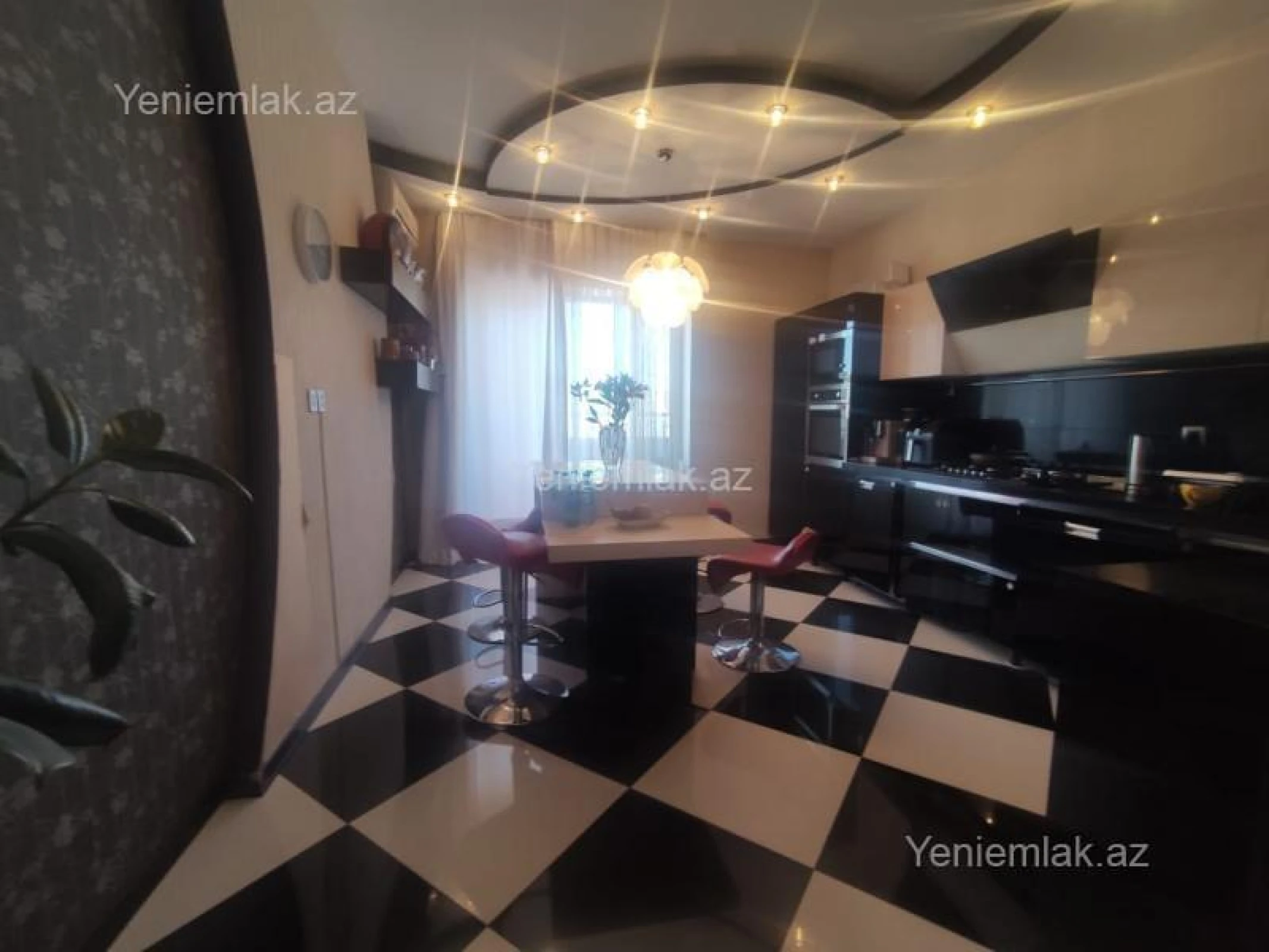 Satılır 4 otaqlı yeni tikili 178 m²