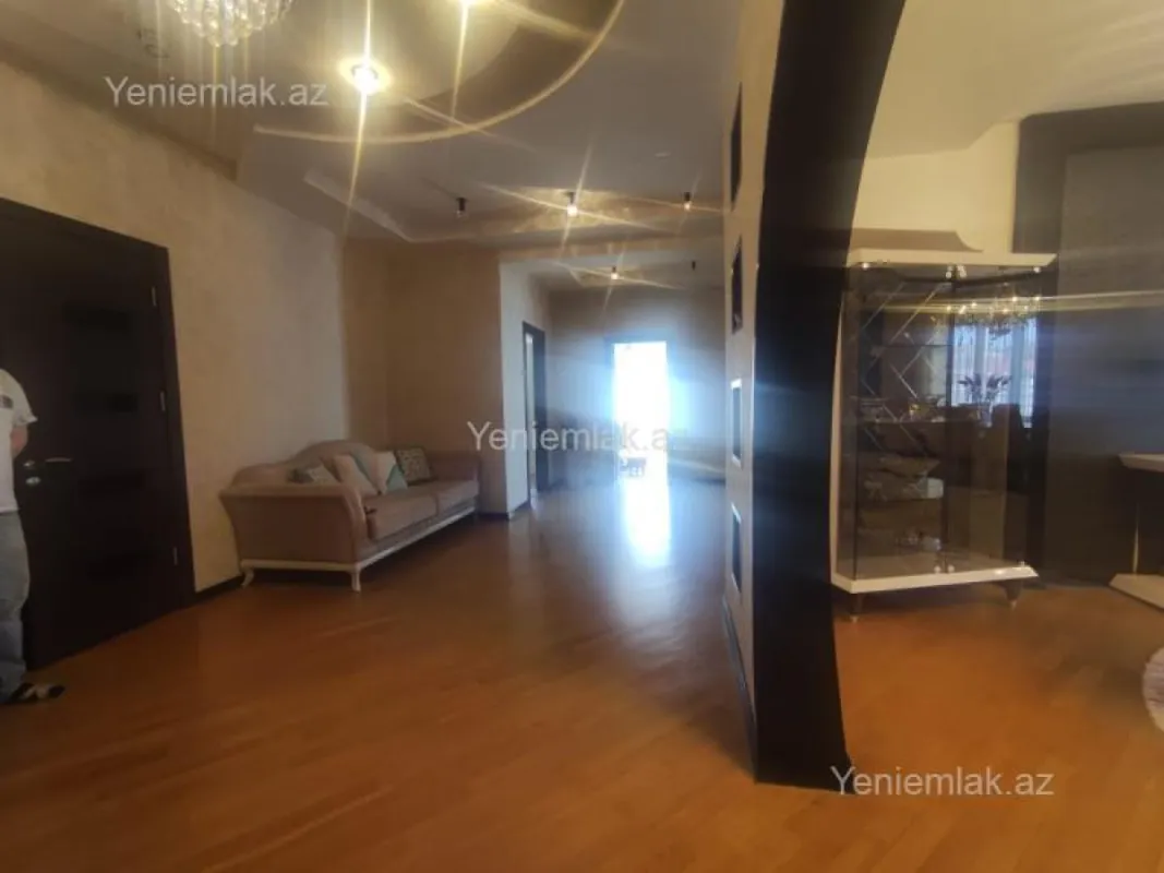 Satılır 4 otaqlı yeni tikili 178 m²