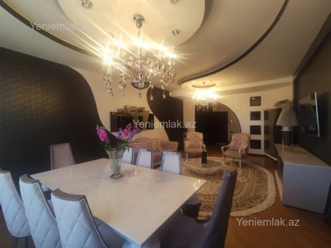 Satılır 4 otaqlı yeni tikili 178 m²