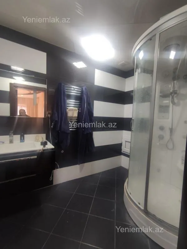 Satılır 4 otaqlı yeni tikili 178 m²