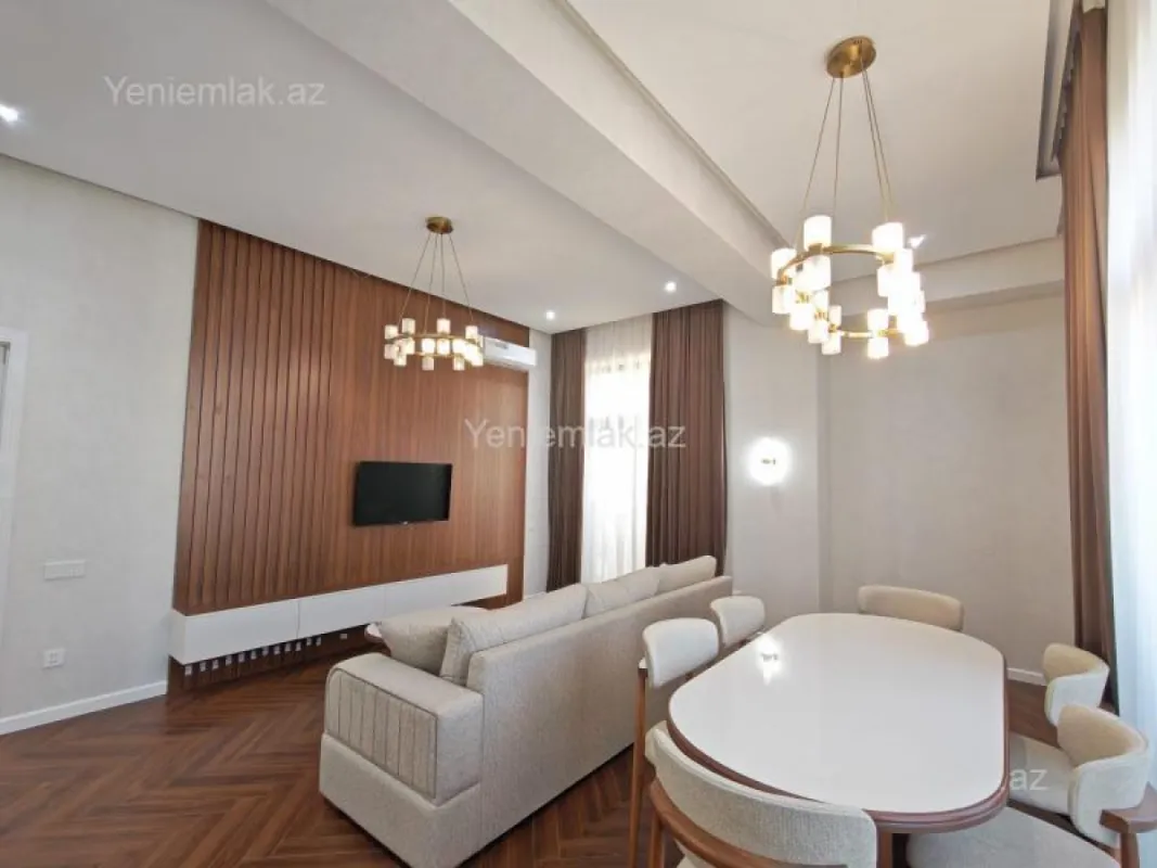 Satılır 3 otaqlı yeni tikili 125 m²