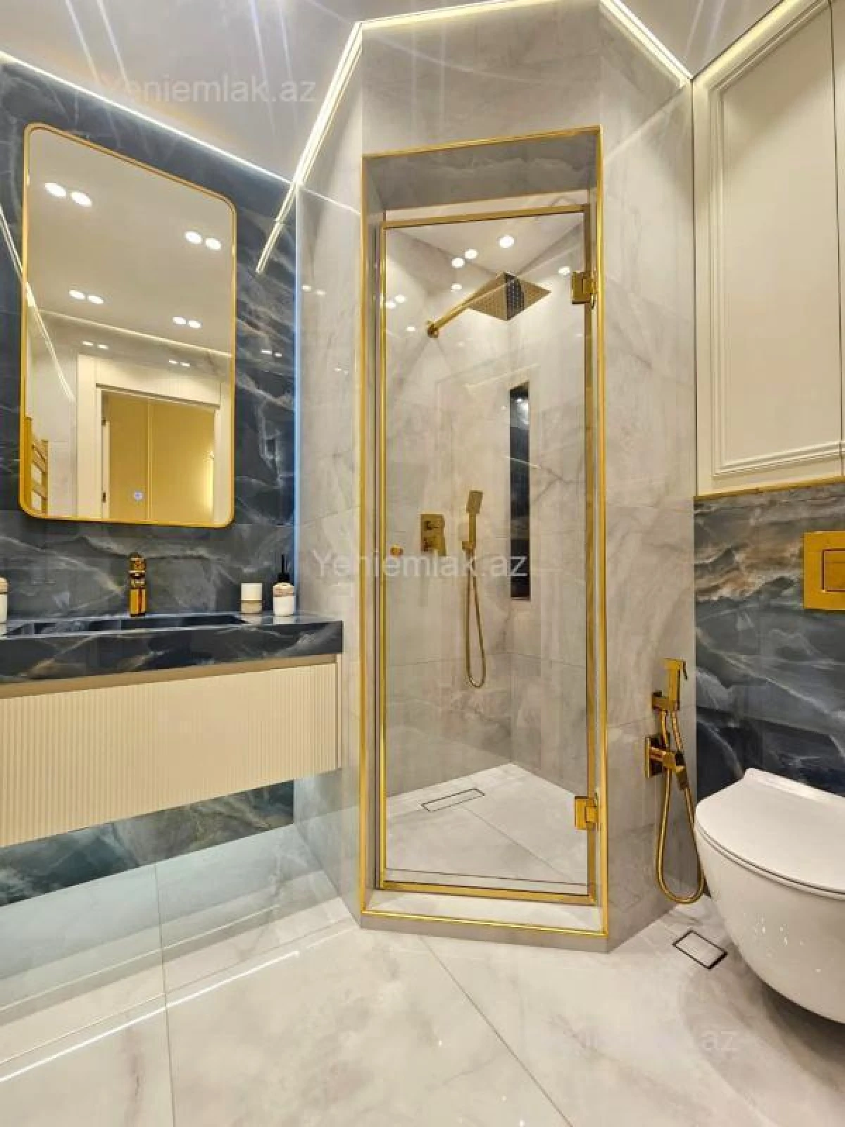 Satılır 3 otaqlı yeni tikili 90 m²